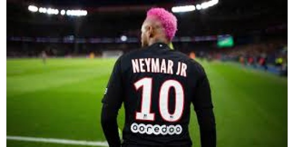 Neymar draagt Kobe 24 voetbalshirts in stilte
